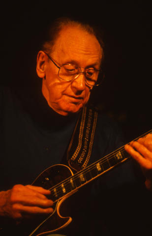 Les Paul Fine Art Print