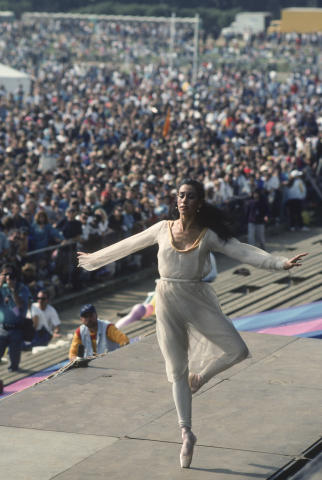 Bill Graham Memorial Fine Art Print